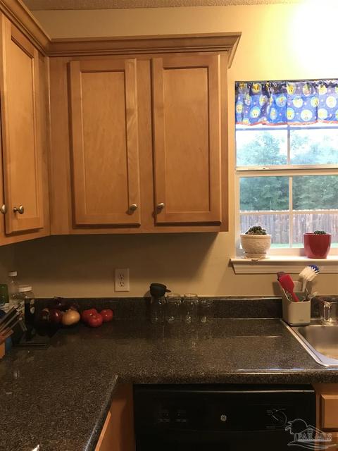 6244 Weekly St, Milton, FL 32570 photo 9