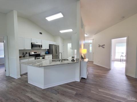5974 Herlong Dr, Milton, FL 32570 photo 13