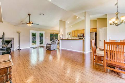 5509 Tucker Cir, Pace, FL 32571 photo 13