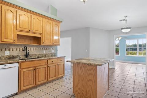 5037 Oneida Trl, Milton, FL 32583 photo 13