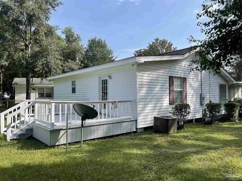7066 Milton Ct, Milton, FL 32583 photo 3
