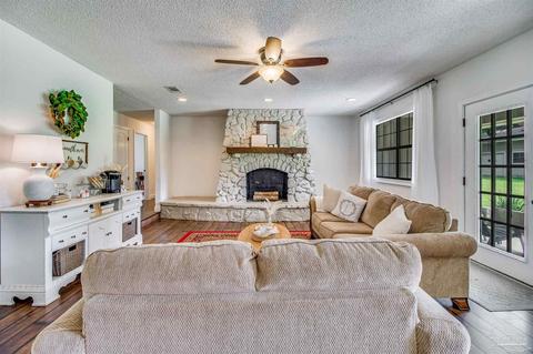 4855 Hyatt Ln, Pace, FL 32571 photo 14