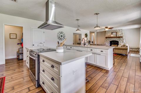 4855 Hyatt Ln, Pace, FL 32571 photo 7