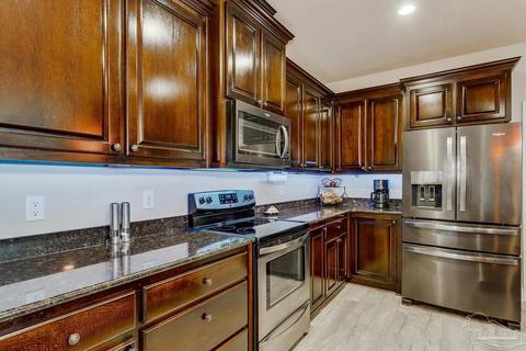5245 Parkside Dr, Pace, FL 32571 photo 11
