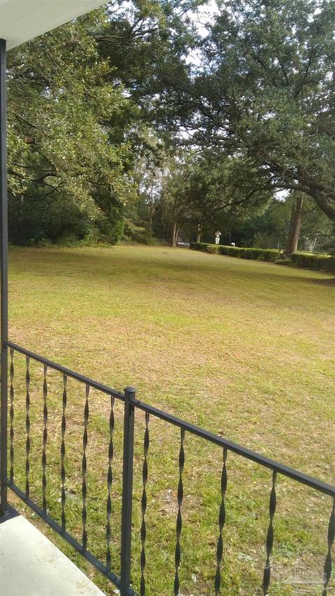 2288 Pompano Rd, Cantonment, FL 32533 photo 3