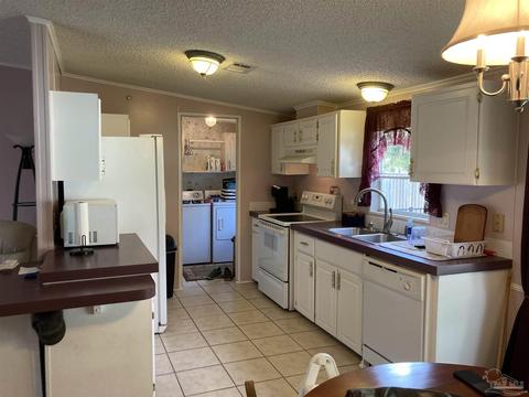 4977 Community Cir, Milton, FL 32583 photo 8