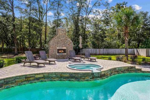 620 Nowak Rd, Cantonment, FL 32533 photo 3