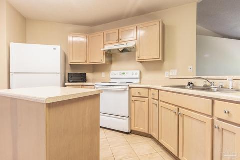 1113 Longview Ct, Cantonment, FL 32533 photo 6