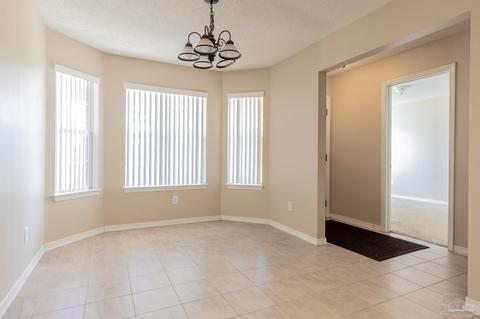 1113 Longview Ct, Cantonment, FL 32533 photo 3