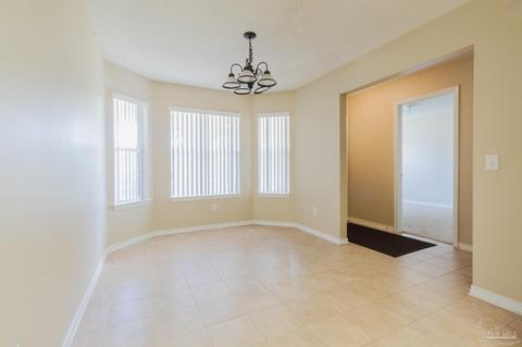 1113 Longview Ct, Cantonment, FL 32533 photo 4
