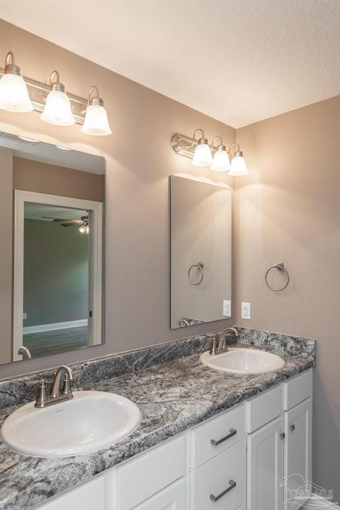 6829 Larriet, Milton, FL 32570 photo 12