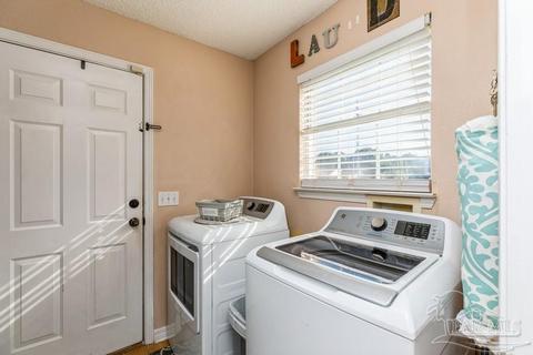 6561 Eagle Crest Dr, Milton, FL 32570 photo 17
