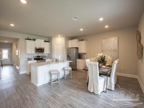 5906 Danbury Cir, Pace, FL 32571 photo 5