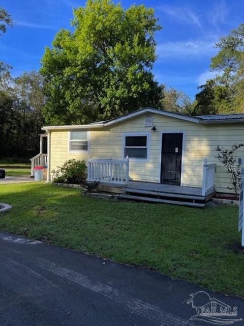 6642 Walker St, Milton, FL 32570 photo 1