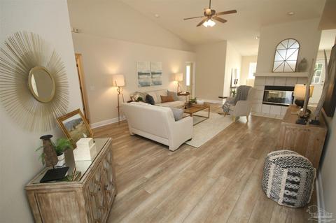 6033 Lancaster Ct, Pace, FL 32571 photo 10