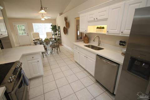 6033 Lancaster Ct, Pace, FL 32571 photo 25