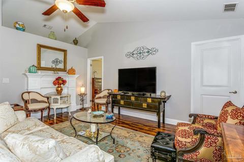 4883 Covenant Cir, Pace, FL 32571 photo 9
