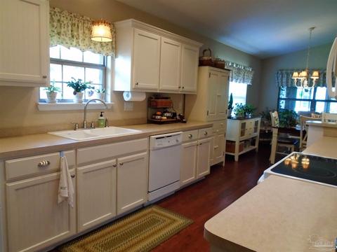 4153 Berry Cir, Pace, FL 32571 photo 13