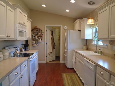 4153 Berry Cir, Pace, FL 32571 photo 11