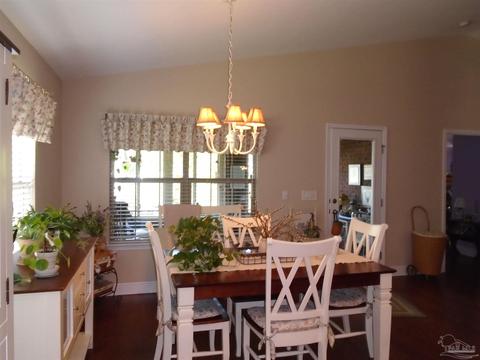 4153 Berry Cir, Pace, FL 32571 photo 9
