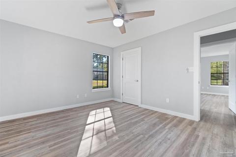 5177 Hamilton Ln, Pace, FL 32571 photo 12