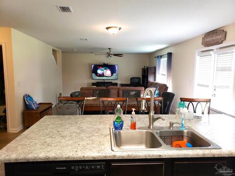 5890 Bay Tree Ct, Milton, FL 32570 photo 3