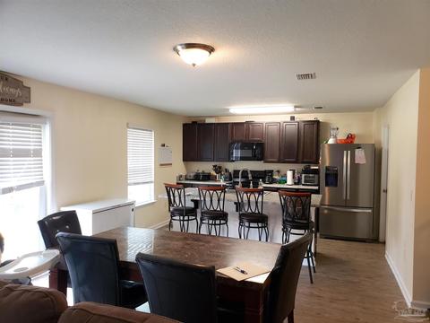 5890 Bay Tree Ct, Milton, FL 32570 photo 2