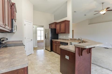 6186 Autumn Pines Cir, Pace, FL 32571 photo 10