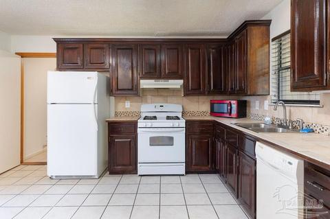 2140 Pompano Rd, Cantonment, FL 32533 photo 10