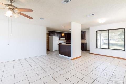 2140 Pompano Rd, Cantonment, FL 32533 photo 5