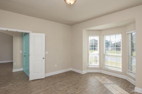 4625 Dupont Cir, Pace, FL 32571 photo 5