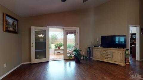 693 Hanley Downs Dr, Cantonment, FL 32533 photo 8