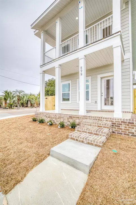 898 W Main St, Pensacola, FL 32502