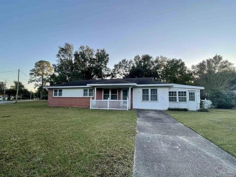 5100 Seagull Dr, Pace, FL 32571 photo 1