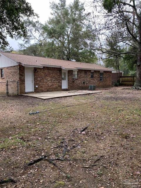 5430 Jenny Cir, Pace, FL 32571 photo 4