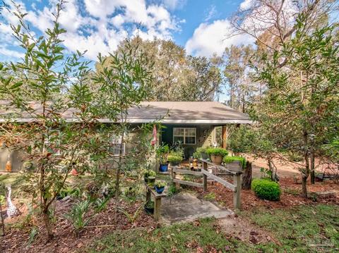 7111 Circle Rd, Mcdavid, FL 32568 photo 11