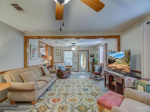 7111 Circle Rd, Mcdavid, FL 32568 photo 15