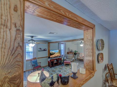 7111 Circle Rd, Mcdavid, FL 32568 photo 19
