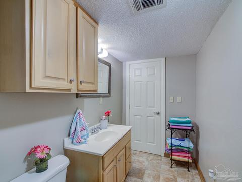 7111 Circle Rd, Mcdavid, FL 32568 photo 36