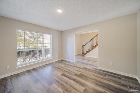 379 Tara Rd, Cantonment, FL 32533 photo 6