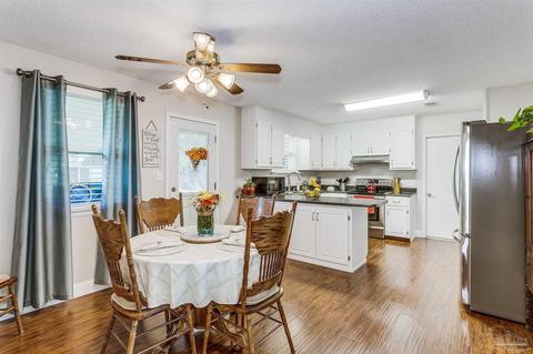 4805 Andrea Ln, Pace, FL 32571 photo 17