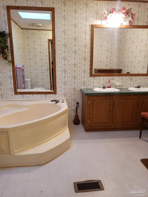4337 Sablan Ln, Milton, FL 32583 photo 13