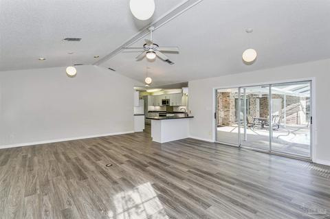5465 Rowe Trl, Pace, FL 32571 photo 11
