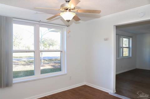 3871 Hicks Ln, Pace, FL 32571 photo 9