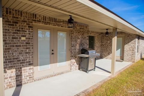 8881 Clearbrook Dr, Milton, FL 32583 photo 13