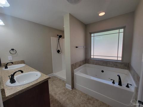 4963 Covenant Cir, Pace, FL 32571 photo 15