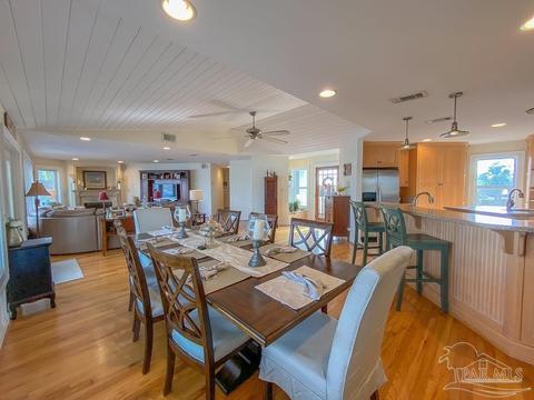 7804 Petersen Pt Rd, Milton, FL 32583 photo 6