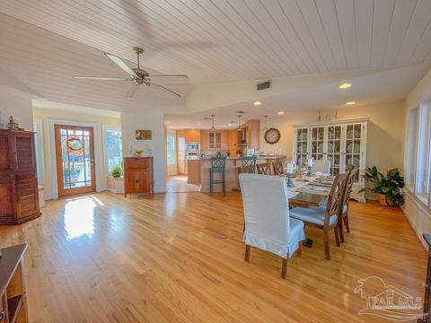 7804 Petersen Pt Rd, Milton, FL 32583 photo 5