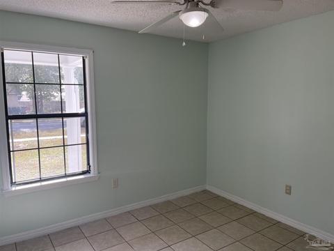205 W Walker Cir, Crestview, FL 32539 photo 14