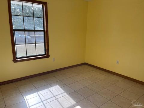205 W Walker Cir, Crestview, FL 32539 photo 20